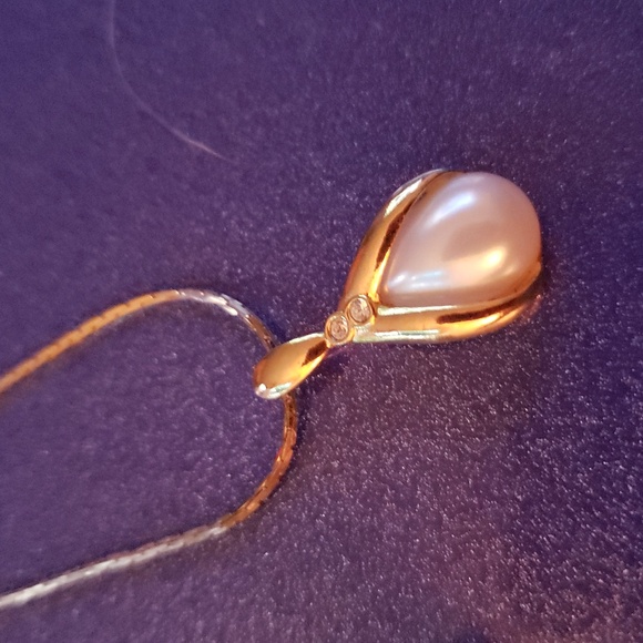 Elegant Gold and Cream Fashion Jewelry Set - Picture 2 of 6